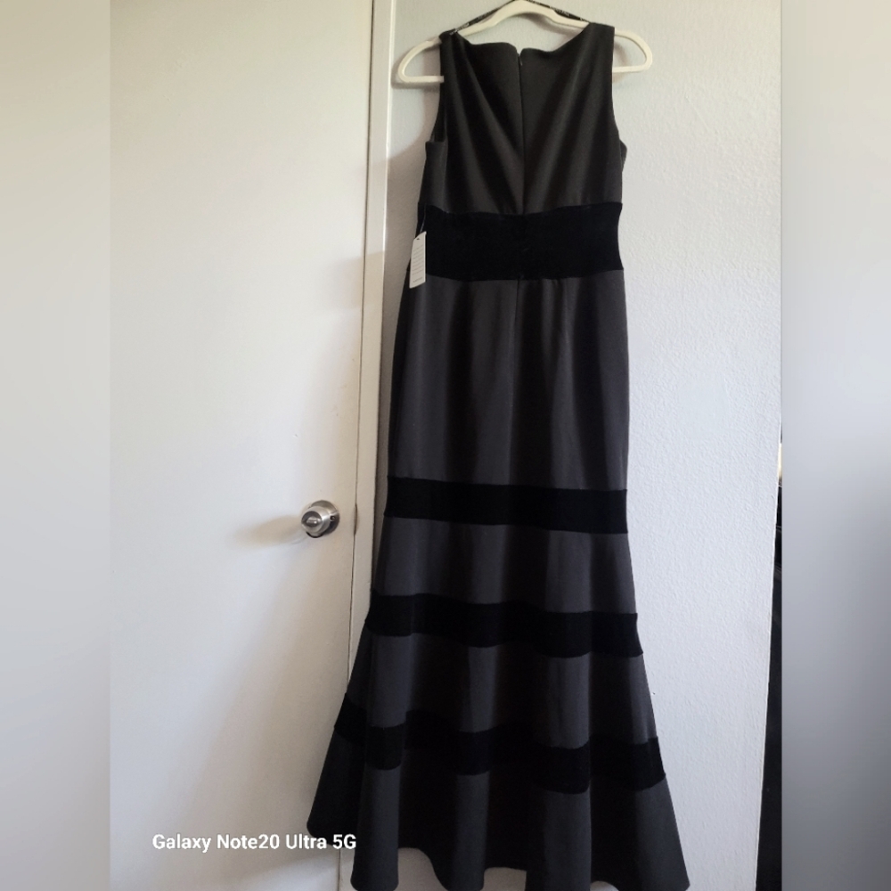 Black  Vince Camuto  Gown.